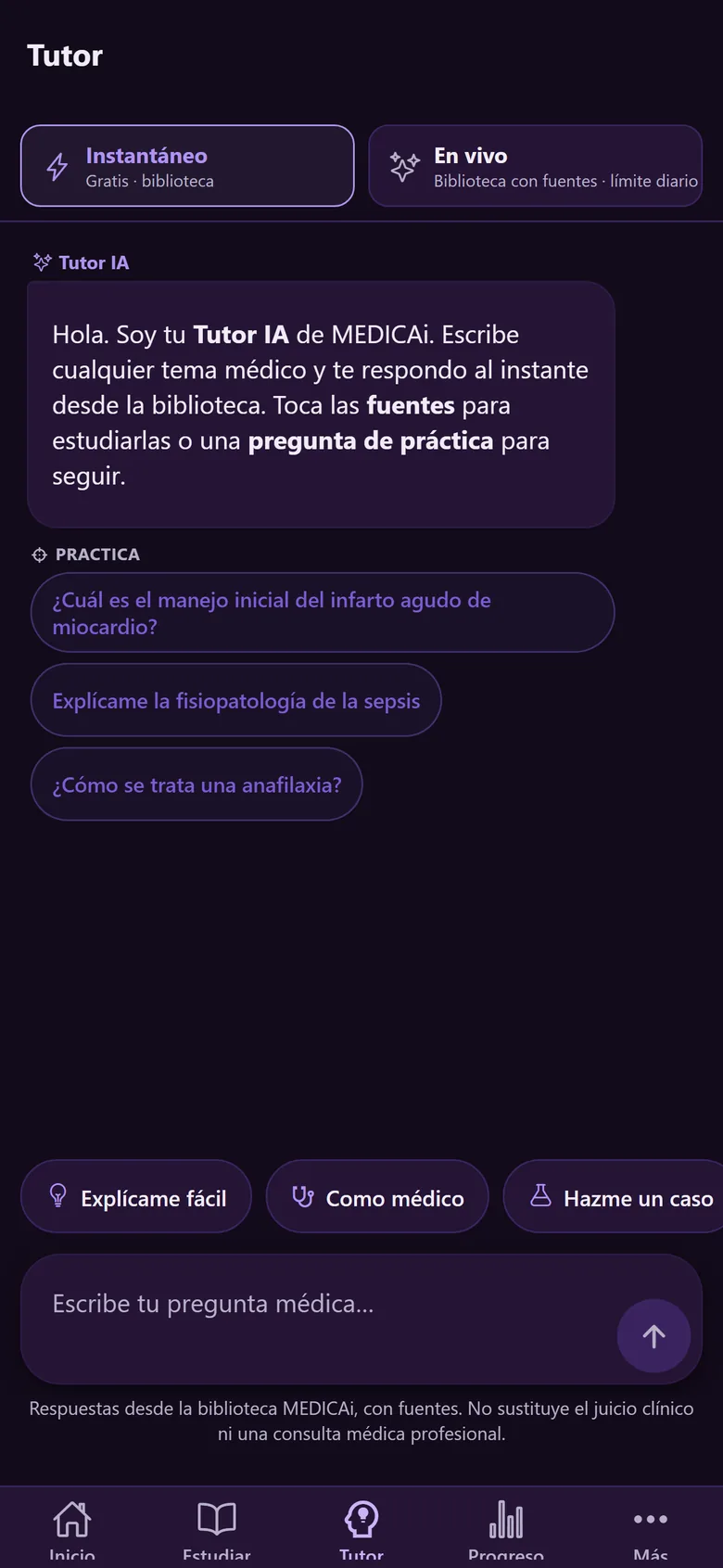 Pantalla de la app con una conversación con el tutor.